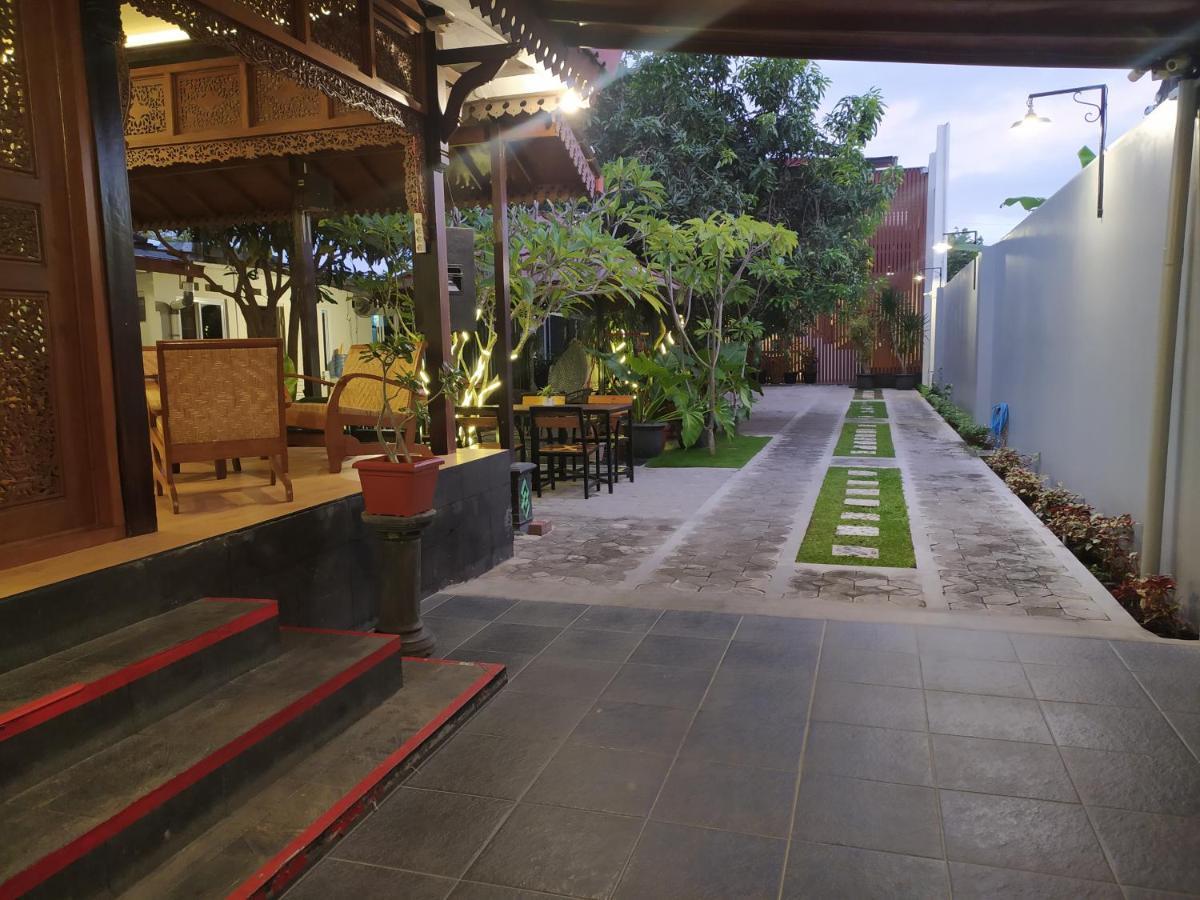 Omah Nayan Hotel Maguwo Exterior photo